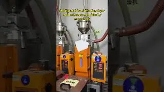 Let the raw materials dry without agglomeration, intelligent dehumidifier dryer.