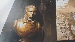 Привет из кафе Prueckel в Вене в Россию !