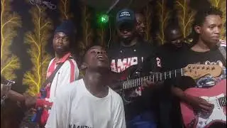 NDOMEO PERFORMING  FELLING  LIVE                                  VATICAN LOUNGE🤣