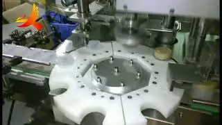 Automatic capping machine for cosmetic plastic jar with cream or lotion