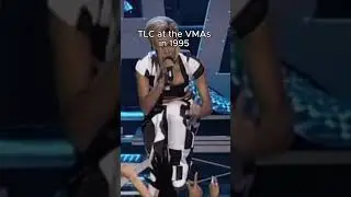 taking it back to the '95 VMAs 🎵 #tlc #vmas #vmasthrowback