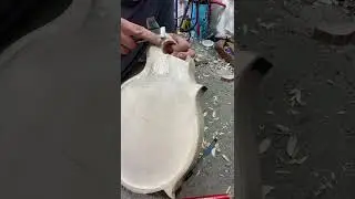 CARVING a modified MANDOLIN scroll!