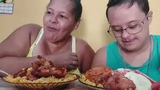 COMENDO DE MÃO MACARRÃO PARAFUSO ASA DE GALINHA FRESCA FARINHA TOMATE E PEPINO 