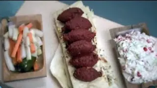 Вики на вегетарианском заезде