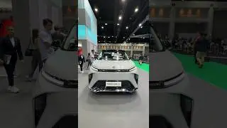 2024 MG Maxus 9 #maxus9 #mg #car #ev #electric #mpv #van #luxury #7seater #shorts #subscribe #2024