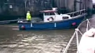 How not to Negotiate Liverpool Marina Sea Lock