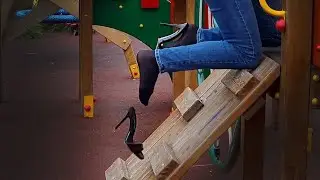 Walking without shoes, Vika losing high heels mules, losing shoe walking, lost high heels (# 839)