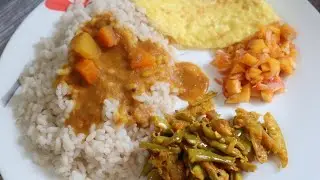 ഉള്ളി മാങ്ങയും കൂട്ടി നാടൻ ഊണ് || Kerala Lunch Menu || Anu's Kitchen