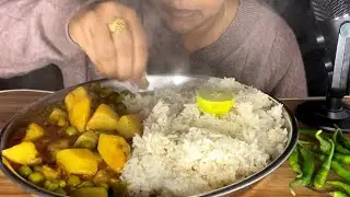 Garam garam aalu matar or chawal with lemon 🍋 and green chillies 🌶️ | Let’s eat with me SM 