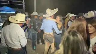 Baile con la Nueva Banda de Mazatlán Sinaloa 