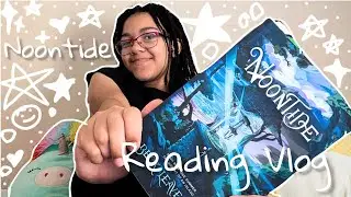 Reading Noontide by @beckleavesley !💙🤍✨