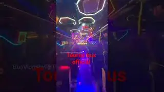 #Tourist#bus#fans#comment