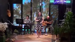 Tình Trong Phút Giây - St  Ngọc Trọng  - Uyên Thương 
