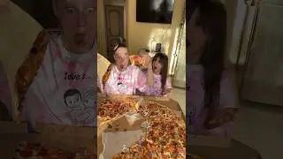 В пицце был 🪳 таракан?!😱 #shortsviral #pizza #popular #злататонкель #trend #food
