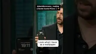 David Broncano on La Revuelta turned his iPhone into a Soviet Dumb Phone 😂 🇪🇸 #iphone #dumbphone