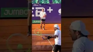 Matteo Berrettini & Federico Coria warming up before their match 💪🏼 #tennis #atptour #tennisplayer
