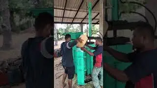 Silage bagger press machine