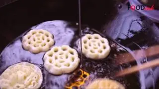 Food Ink - The Making of Beehive Cookies (Kuih Rose 黄蜂窝)