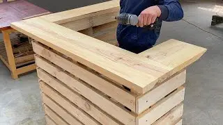 Creative Uses for Old Used Wood Pallets   These Rustic Bar Ideas Will Make You Want One of Your Own