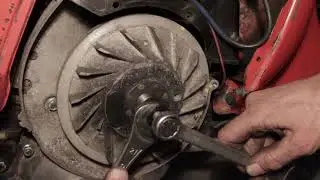 Vesbar Schrauberserie Folge 2 #elektrik #vespa #Zündungeinstellen