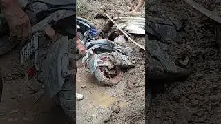 Crashed #new #old #bike #nature #disaster #flood #cloudburst #pulsar #apache #chamba #himachal #rain