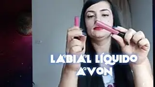 Labial l&iacute;quido mate l&iacute;nea mark de avon