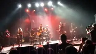 Walk Off The Earth - Red Hands Casbys 2013
