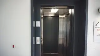 3 DOORS! 1989 PD Elevator roped hydraulic elevator @ Herreg&aring;rdscentret, Faaborg, Denmark