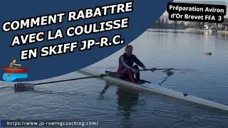Apprendre à rabattre avec la coulisse en skiff, demi tour sur place avec les jambes à l'aviron.