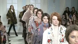 Temperley London Fall 2014 London Fashion Week | Videofashion