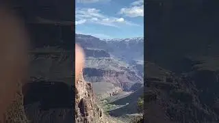 Bright Angel Trail looking down into Havasupia Gardens
