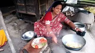আজকে রাত্রে আমি, রুটি  আর কাবড়ি ছোলা দিয়ে চানা রান্না করলাম। ঘরোয়া রান্না।
