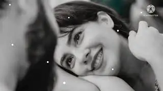 Bus Yun hi dekh kar muskurati raho