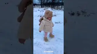baby😍Be careful of ferocious bear roaming the wild 🐻It&rsquo;s said to be super cute and curious ❤️#shorts
