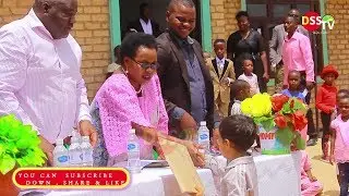 SHULE YA ELISABENE YA TOA ZAWADI KWA WANAFUNZI WALIOFANYA VIZURI  2017