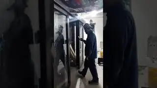 puerta autom&aacute;tica de vidrio