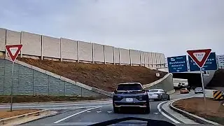 Driving on GA 400 South