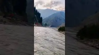 River Rapids Rendezvous: Rafting Adventures in Naran Valley's Kunhar River #nature #shorts #rafting