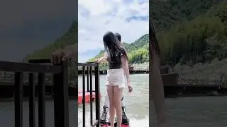 Flyboard 😍 Ride Is So Fun 😘💦 Girl Fly on water #flyboard #challenge
