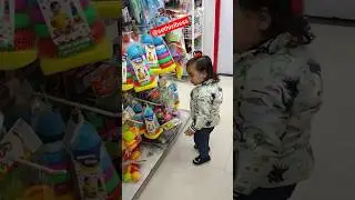 Baby vs. Dad: Who Gets the Shopping Spree? #shorts #trending #lol #fun #ytshorts @sethivibess