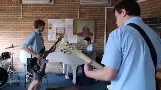 How to Fly - Isaac Freeman, Finn Fowke, Joseph Christie-Evans & Jake Arredondo