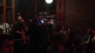 Maxwell's encore finale