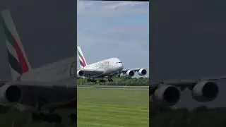 Epic Emirates A380-800 landing on 05R at Manchester Airport #shorts