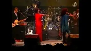 Sister Sledge - He's the greatest dancer (live 1995)