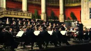 Toru Takemitsu. Fantasma/Cantos