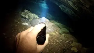 Whats inside Katherine hot springs cave?