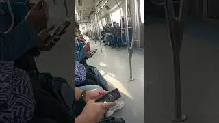 Delhi metro 🚇 travel #youtubeshorts #office #travel #trendingshorts #viralvideo #song