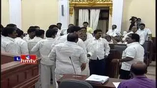 Clash between TDP and YSRCP MLAs in AP Assembly | HMTV
