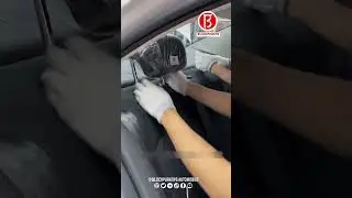 The rear headrest is really useless, it is recommended to cancel it.