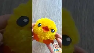 🐣 Fluffy Pom-Pom Chick Craft! DIY Easter Yarn Chick | Easy Kids Craft with Miss Daisy 🎨